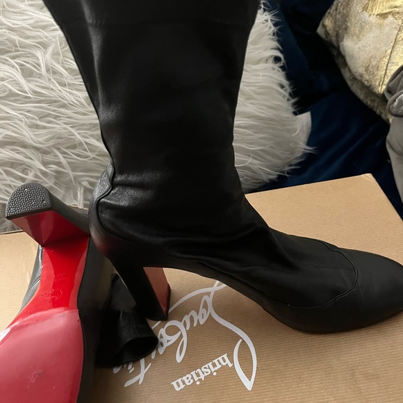 The “Gena” Louboutin is a great staple boot you will wear forever! - Picture 3 of 6
